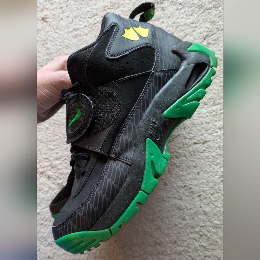 Nike Air Mission PRM 'Oregon Ducks' sneaker, Size 9.5 - Picture 7 of 8